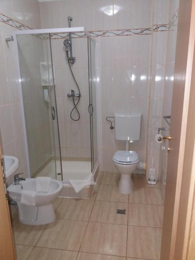 טימישוארה Hotel Vila Veneto מראה חיצוני תמונה